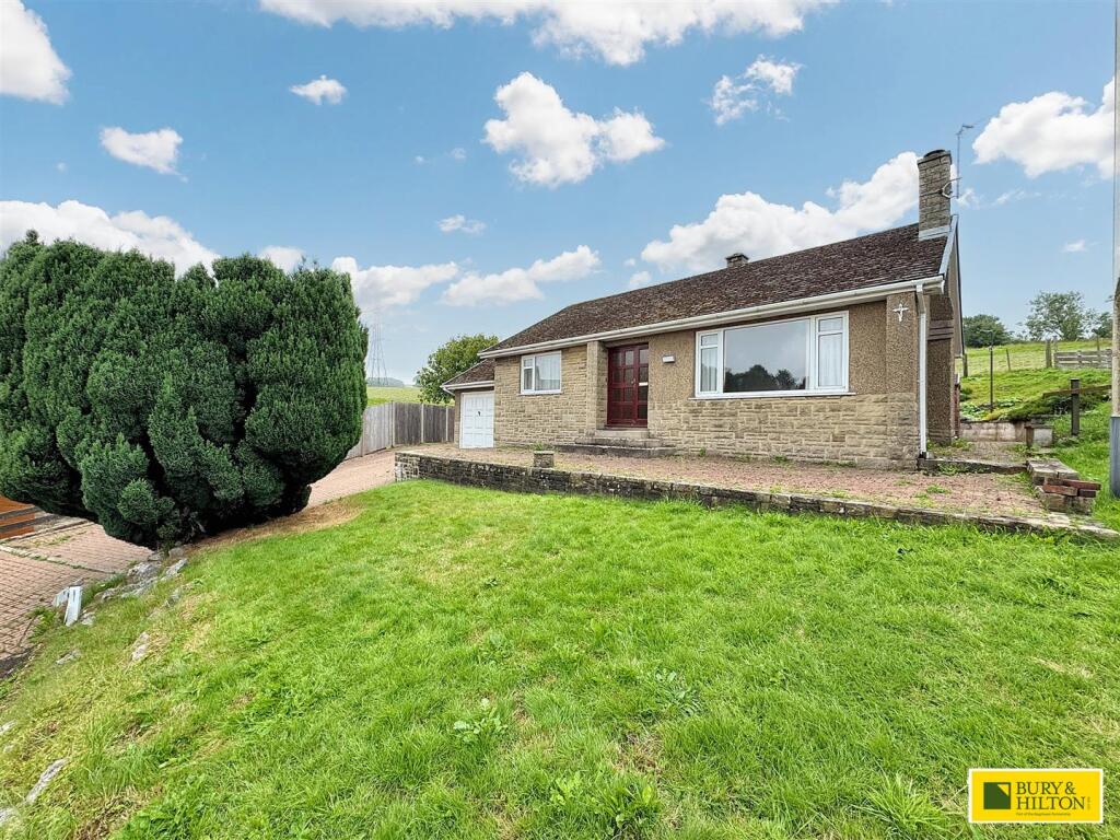 2-bed house on Netherfield Road, Chapel-En-Le-Frith, High Peak, £299,950