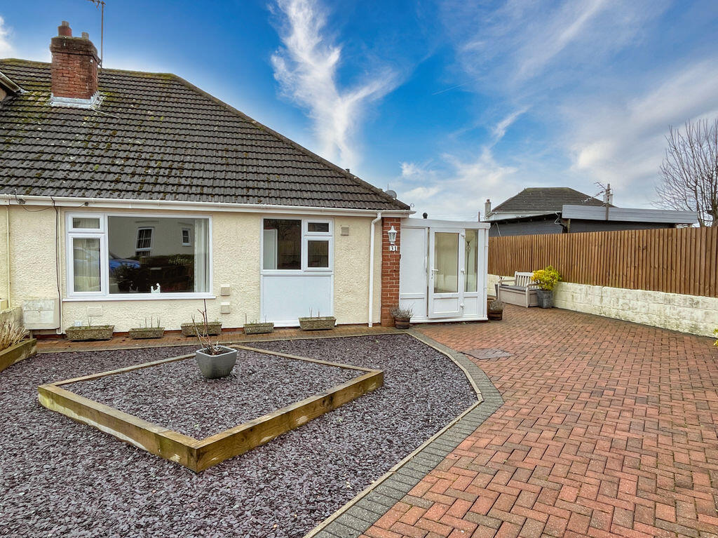 Main image of property: 31 St Johns View St Athan CF62 4NZ