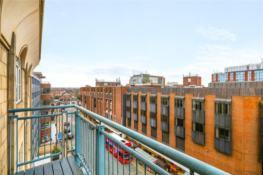 Apartment in London - View 2