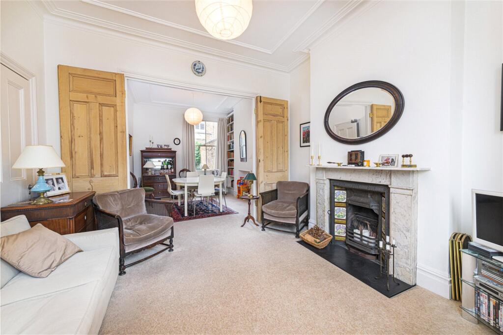 House in London - View 5