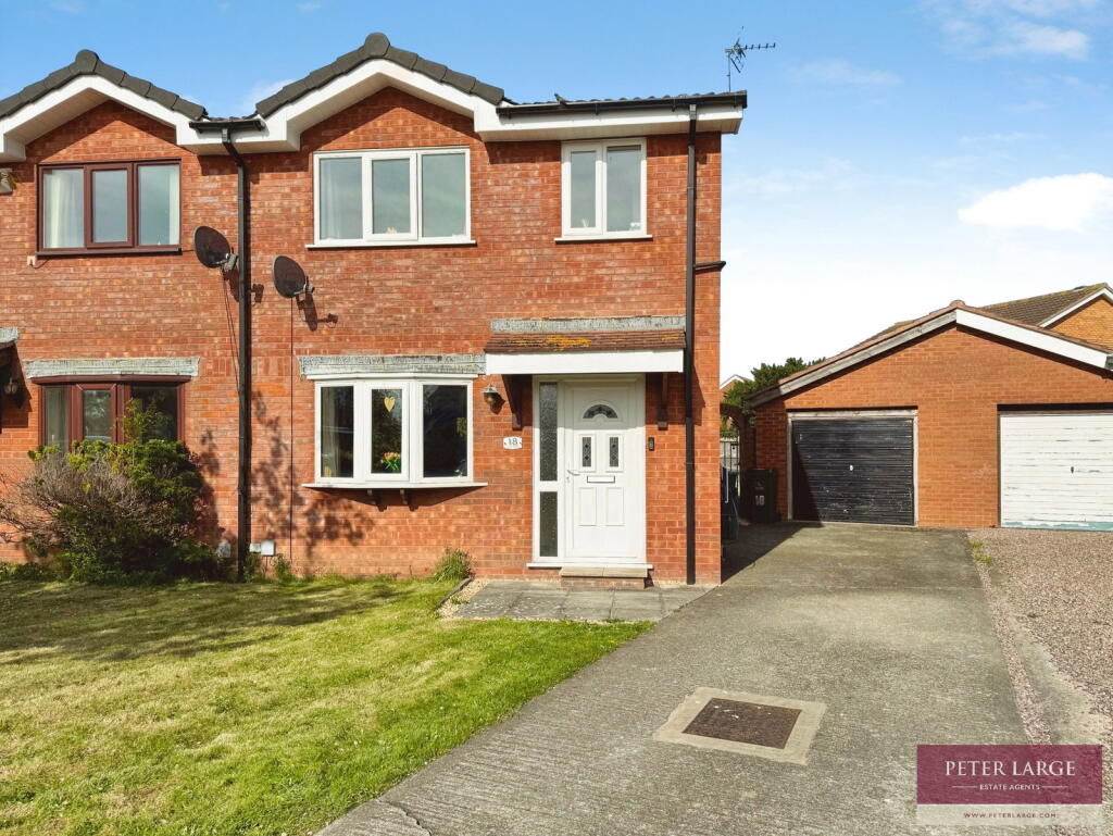 Main image of property: 18 Garth Morfa, Kinmel Bay, LL18 5DX
