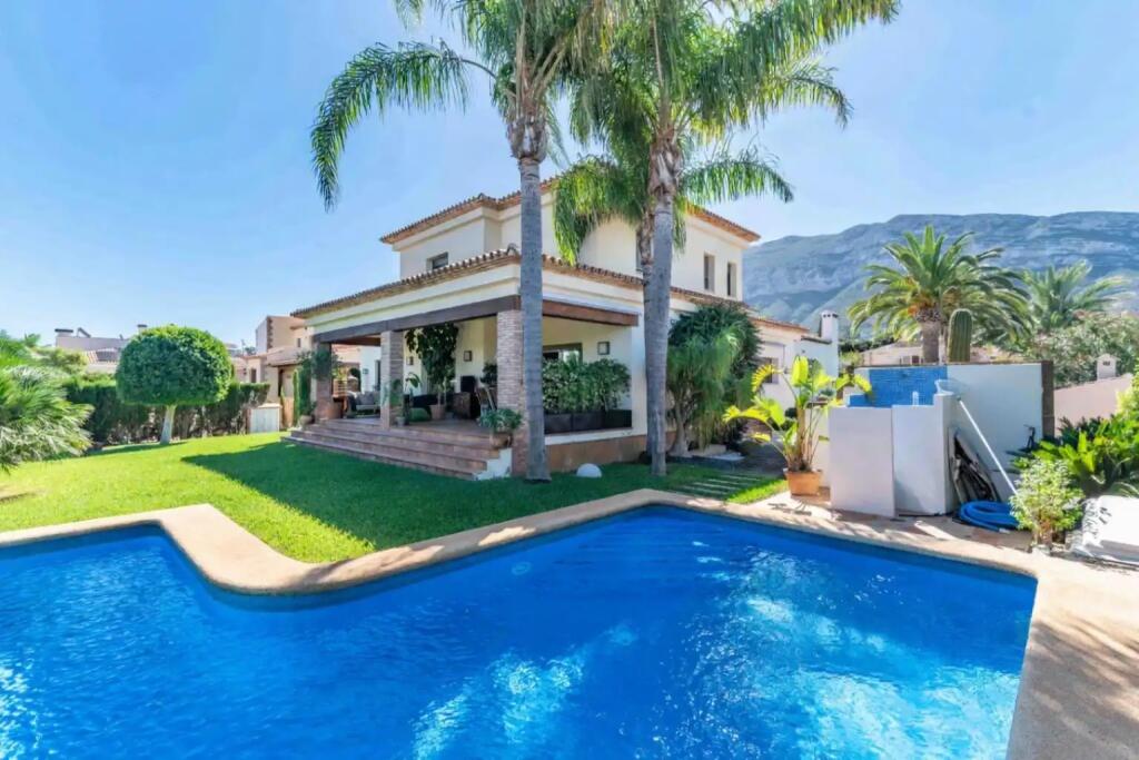 Main image of property: Valencia, Alicante, Denia