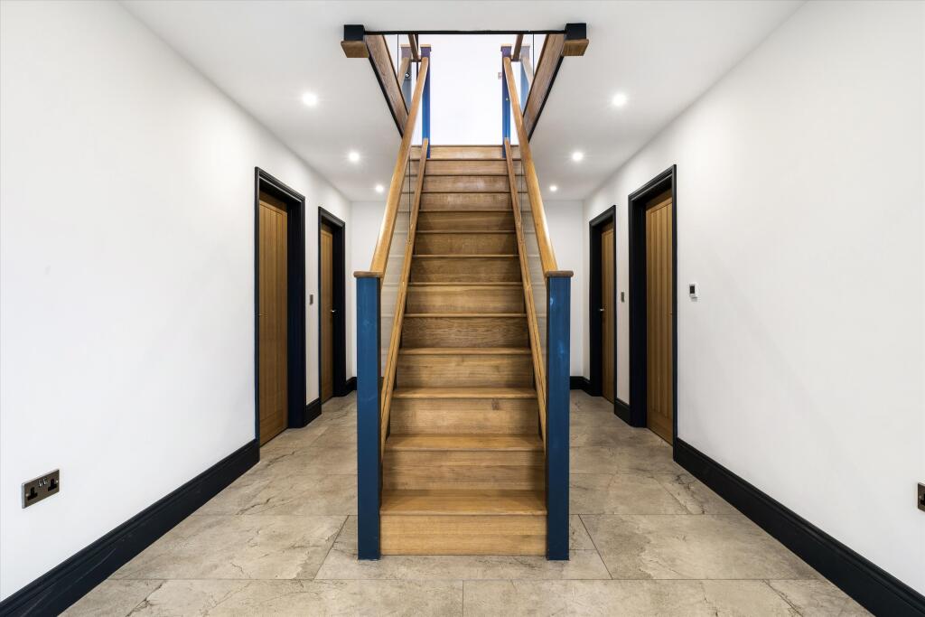 House in Boroughbridge, North Yorkshire - More