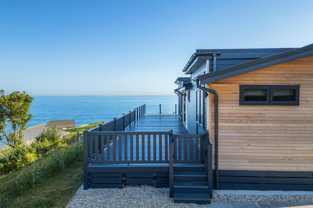 Timber Venture, Thorncombe Heights at Eype Beach Holiday Park, Mount Lane, Bridport, Dorset, DT6 6AL photo 4