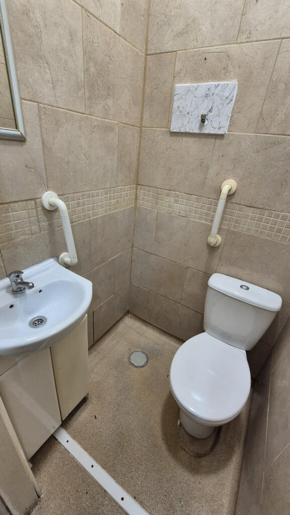 4 bedroom terraced house for rent