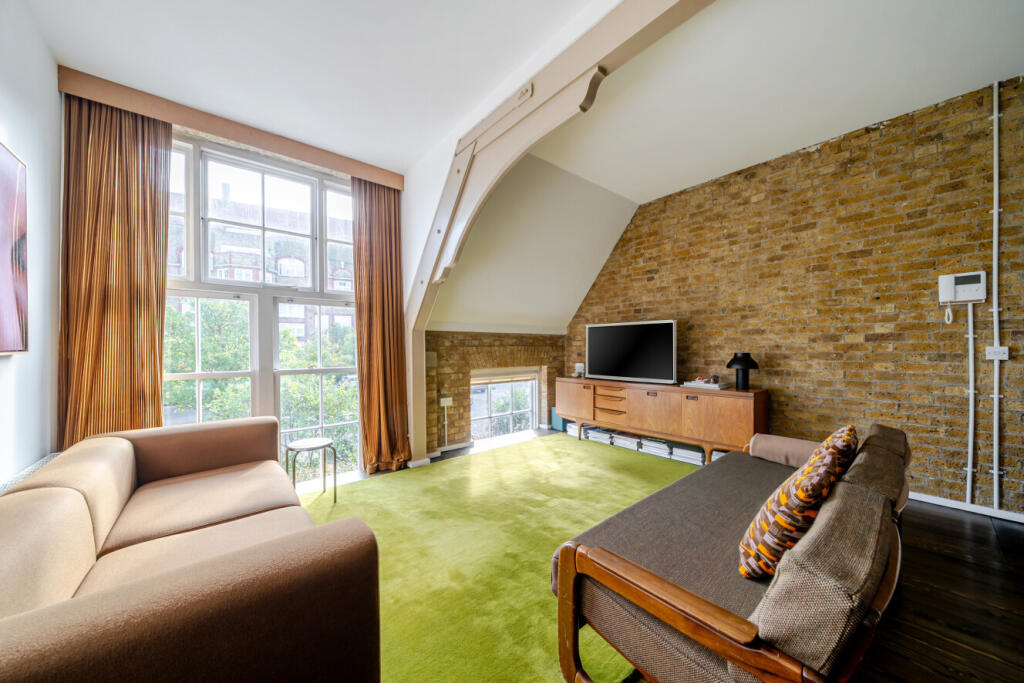 Main image of property: Bloomfield Road, Woolwich, London, SE18