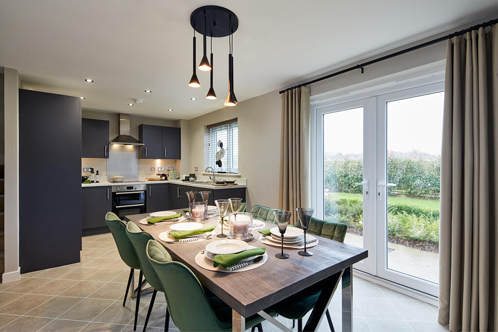 House in Hull, Greatfield - View 2