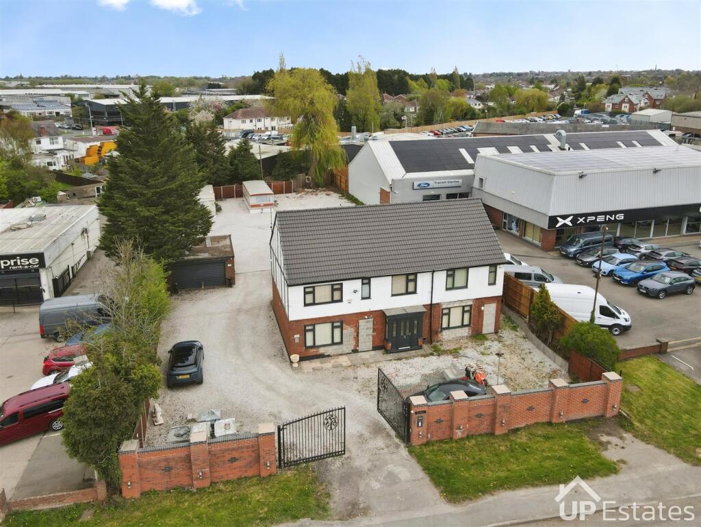 Main image of property: Watling Street, Hinckley