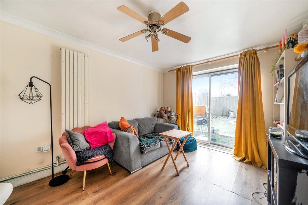 Main image of property: South Norwood Hill, London, SE25