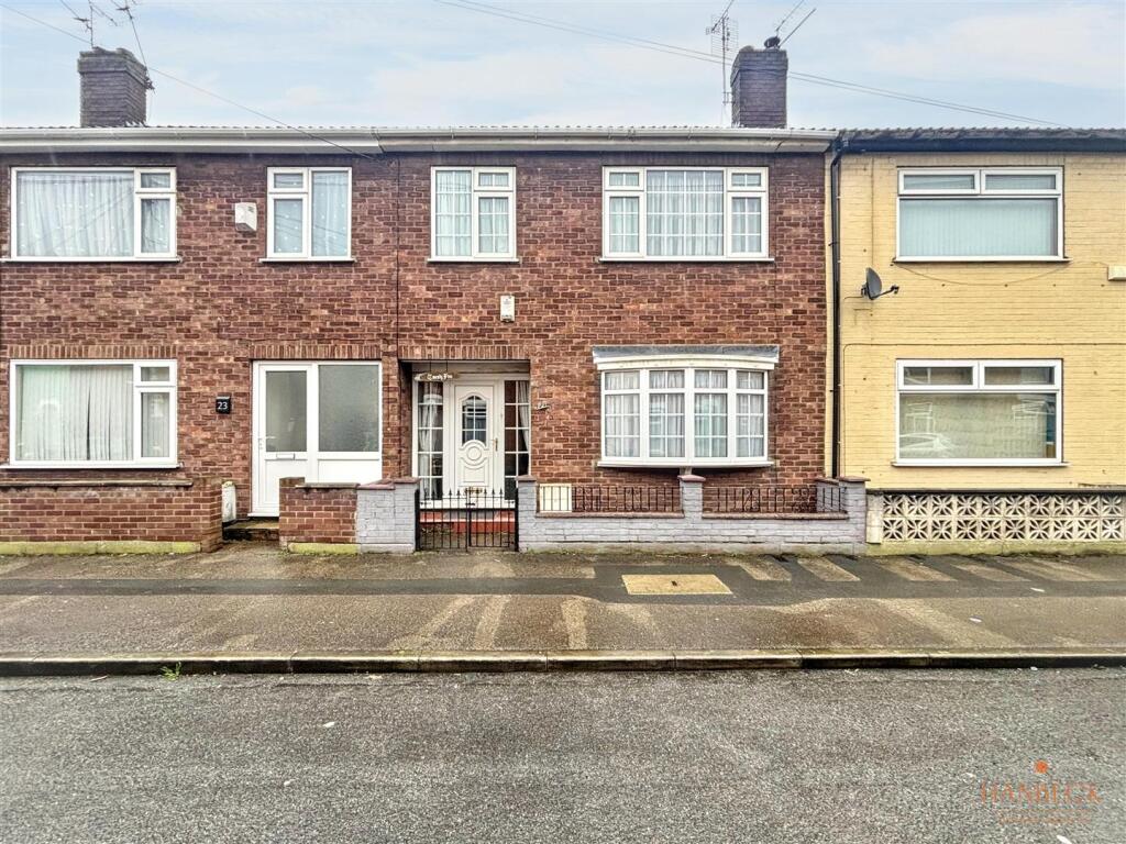 Main image of property: Wynburg Street, Hull