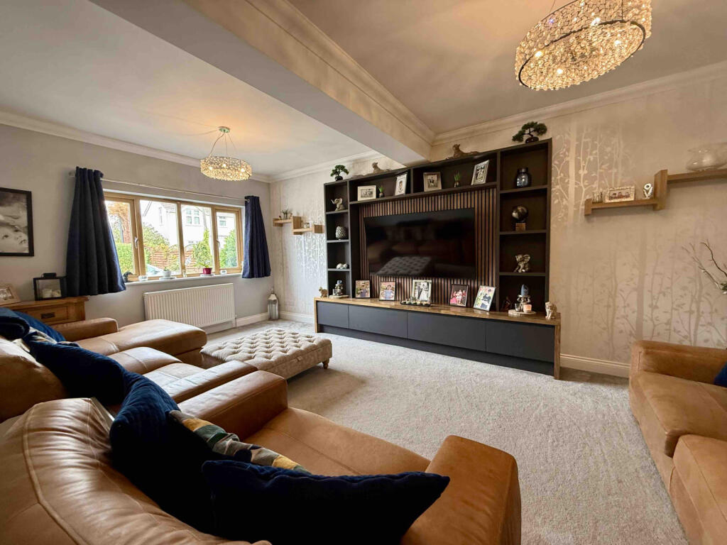 House in Ipswich - View 5