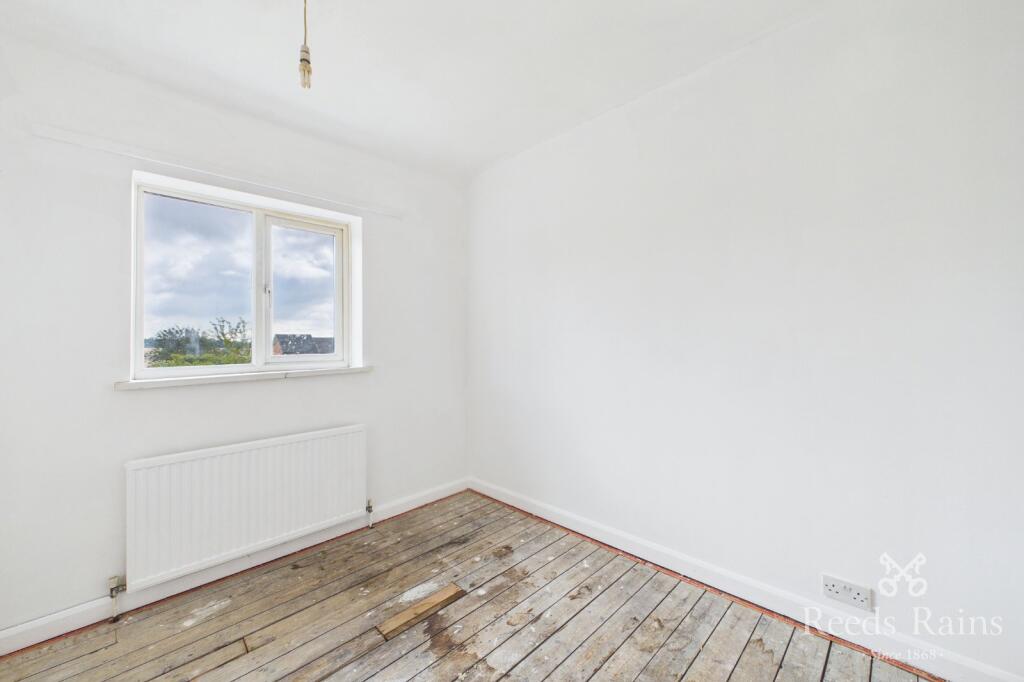 House in Wakefield - View 5