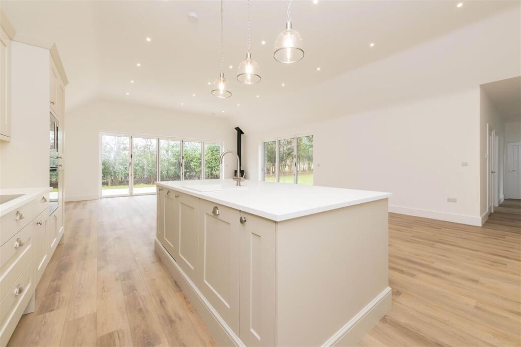 House in Northampton - View 5