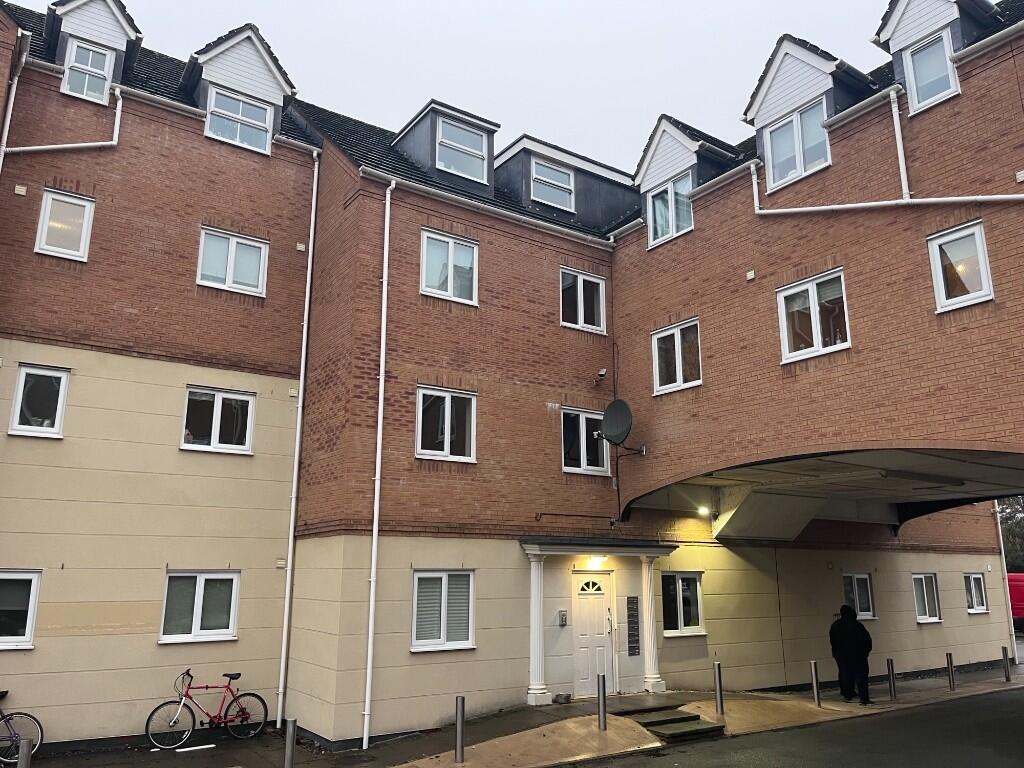 Main image of property: 30 Bellevue Court, Tenters Square, Wrexham, LL13 7LY