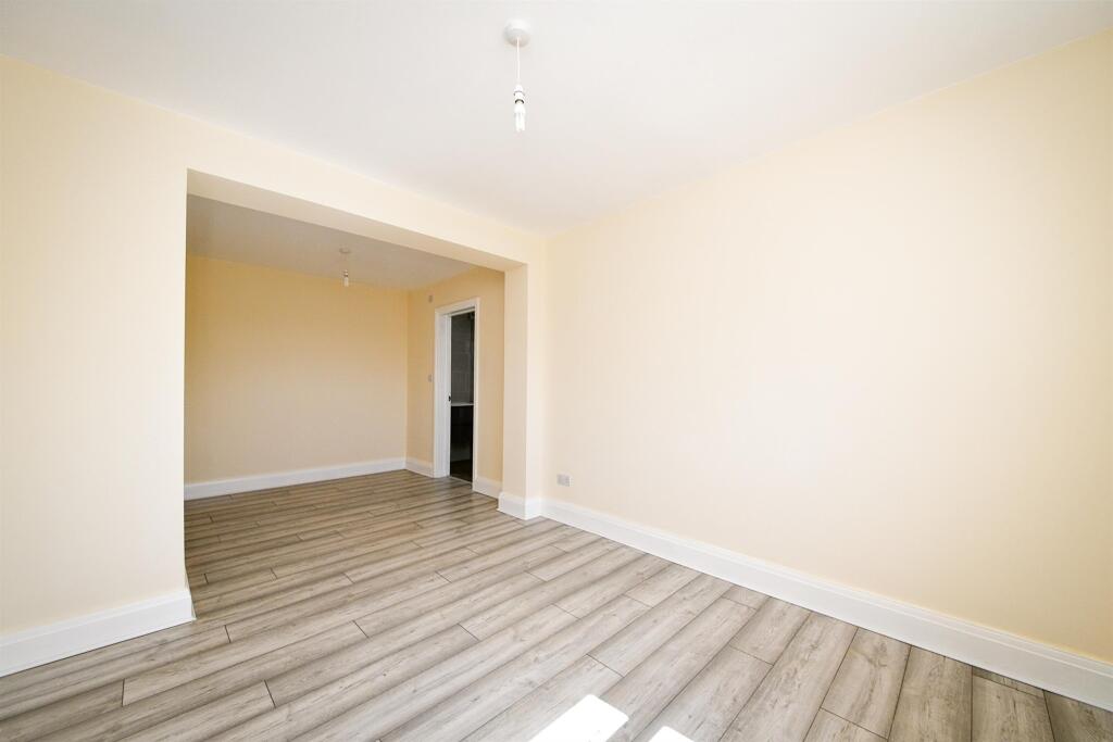 House in King's Lynn and West Norfolk, Heacham - View 3