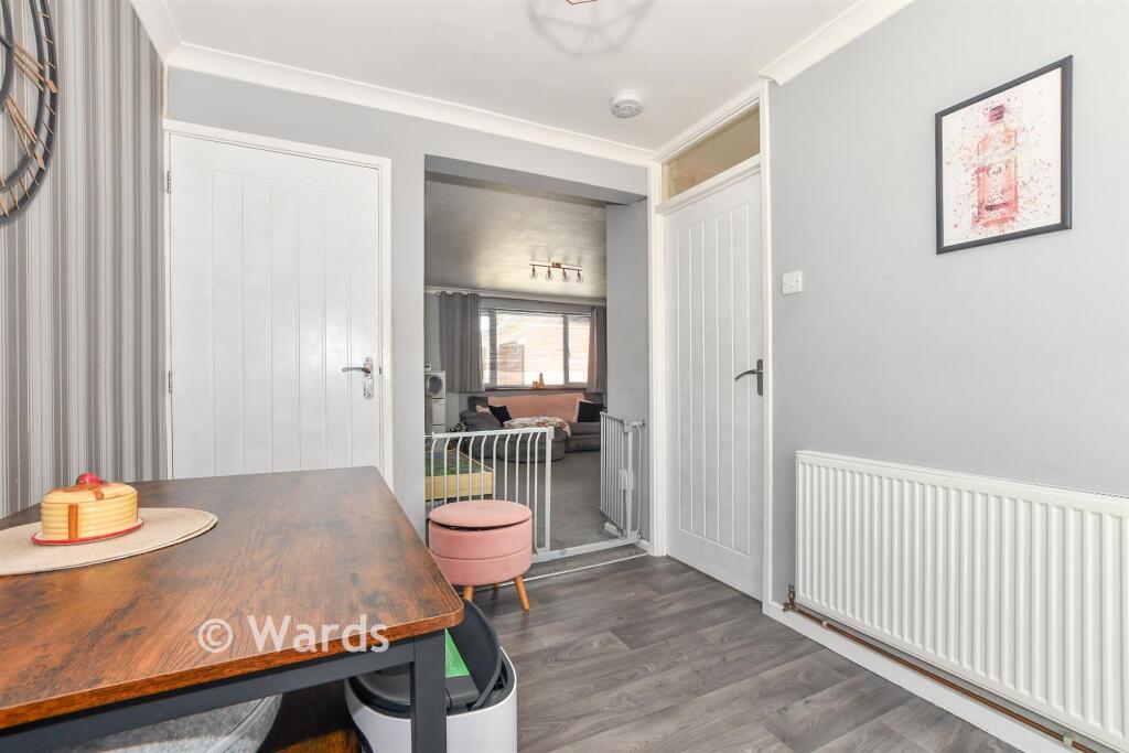 House in Tonbridge - More