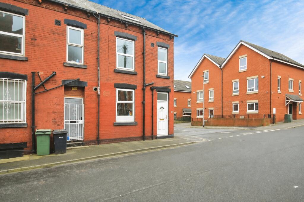 Main image of property: Crosby Road, Leeds, West Yorkshire, LS11