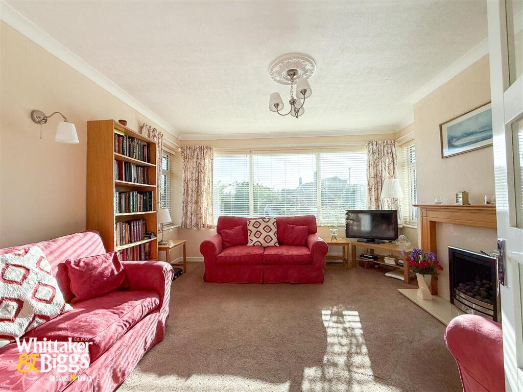 Manor Close, Congleton photo 3