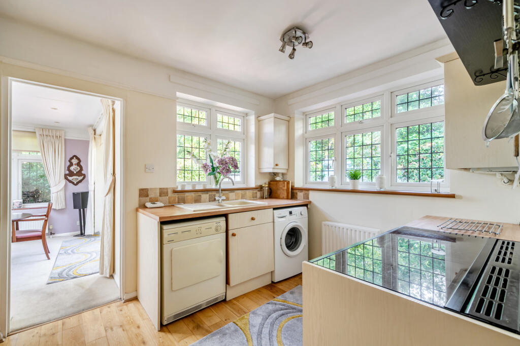 House in Guildford, West Horsley - View 5