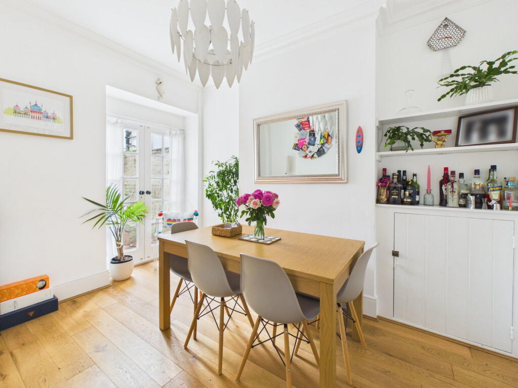 House in Brighton - View 5