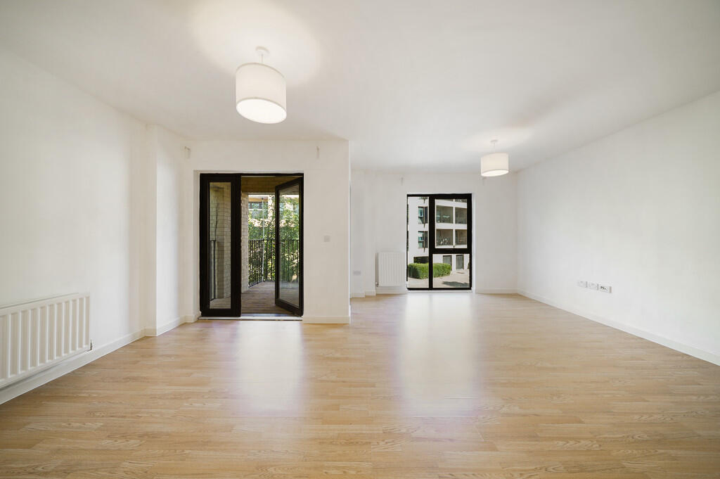 Newman Close, Brondesbury Park photo 4