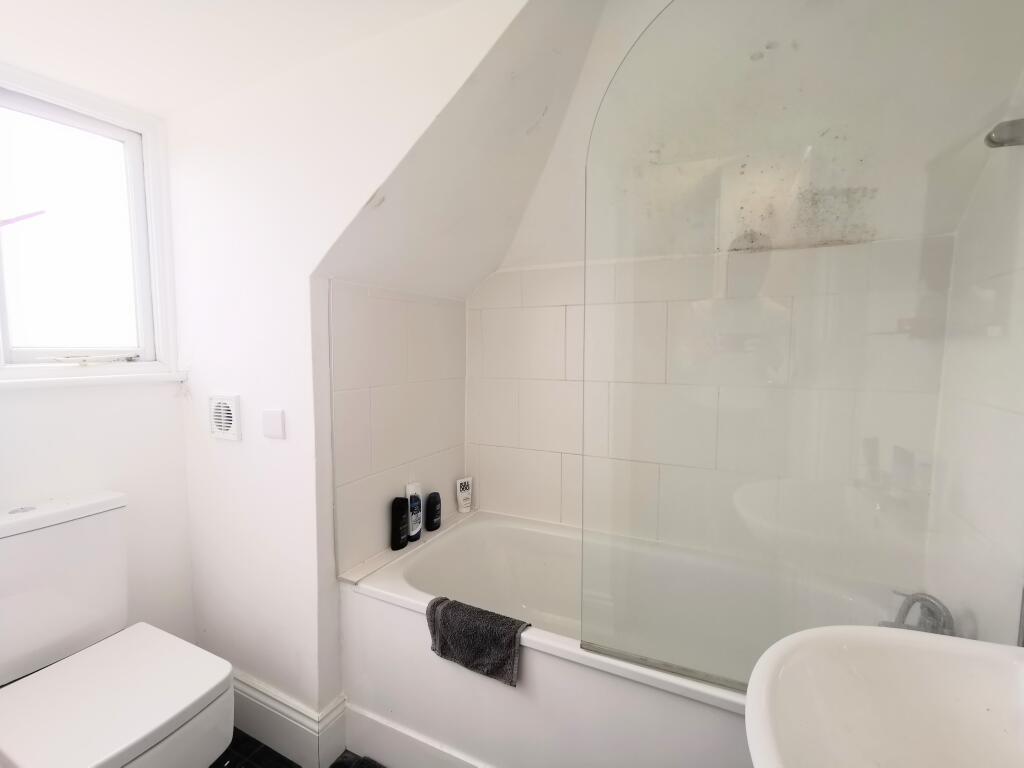 House in Bognor Regis - View 5