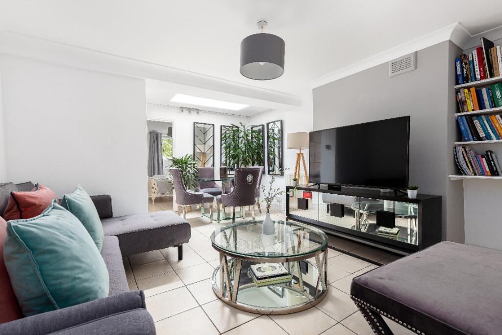 Main image of property: Clapham Road, London, SW9