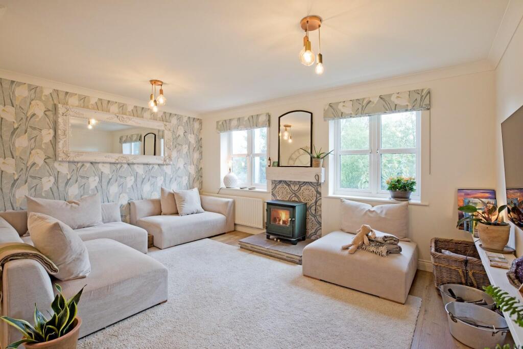 House in Bradford, Ben Rhydding, Ilkley - View 3