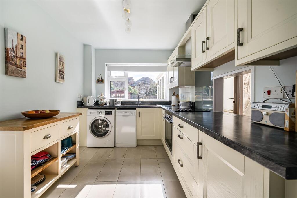 House in Chippenham, Wiltshire - View 5