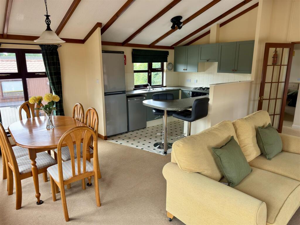 House in Pontrobert, Llangyniew - View 3