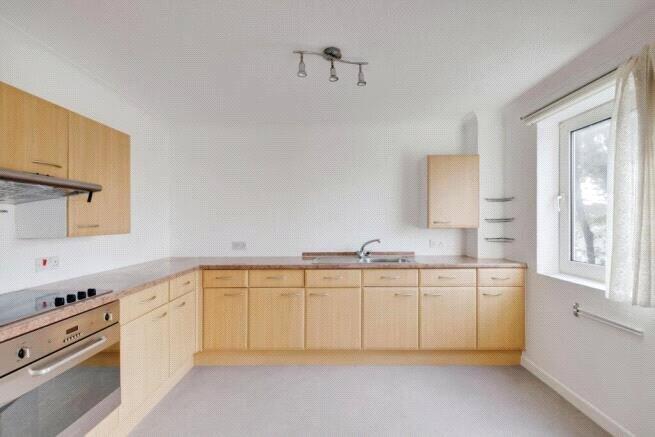 Station Road, New Milton, Hampshire, BH25 - View 4