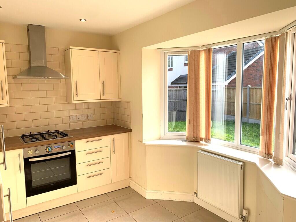 Jamage Road, Talke, Stoke-on-Trent, ST7 1QD photo 4