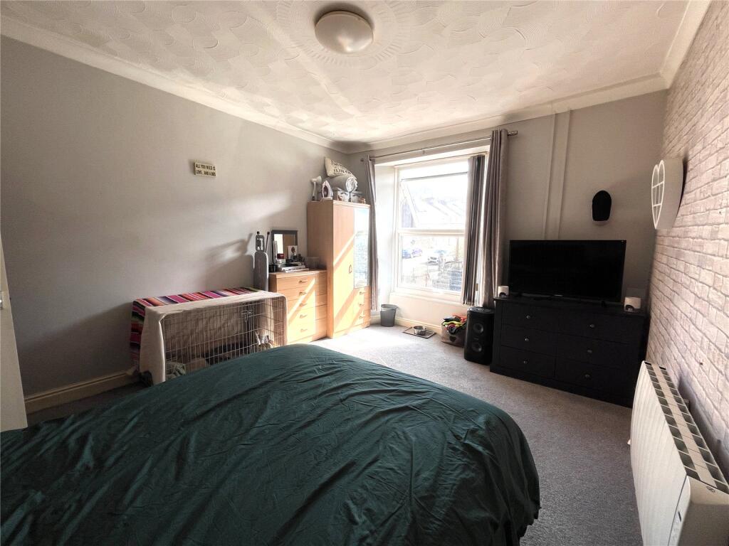 Bush Street, Pembroke Dock, Pembrokeshire, SA72 photo 4