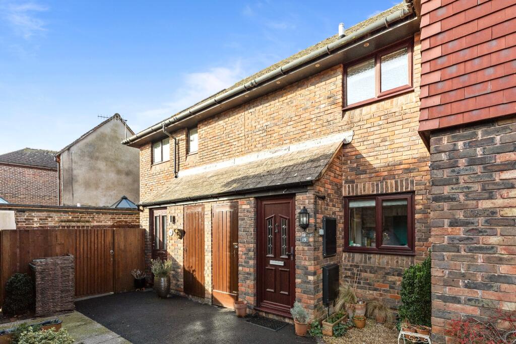 Main image of property: Southcliffe, Lewes, East Sussex, BN7 2BZ