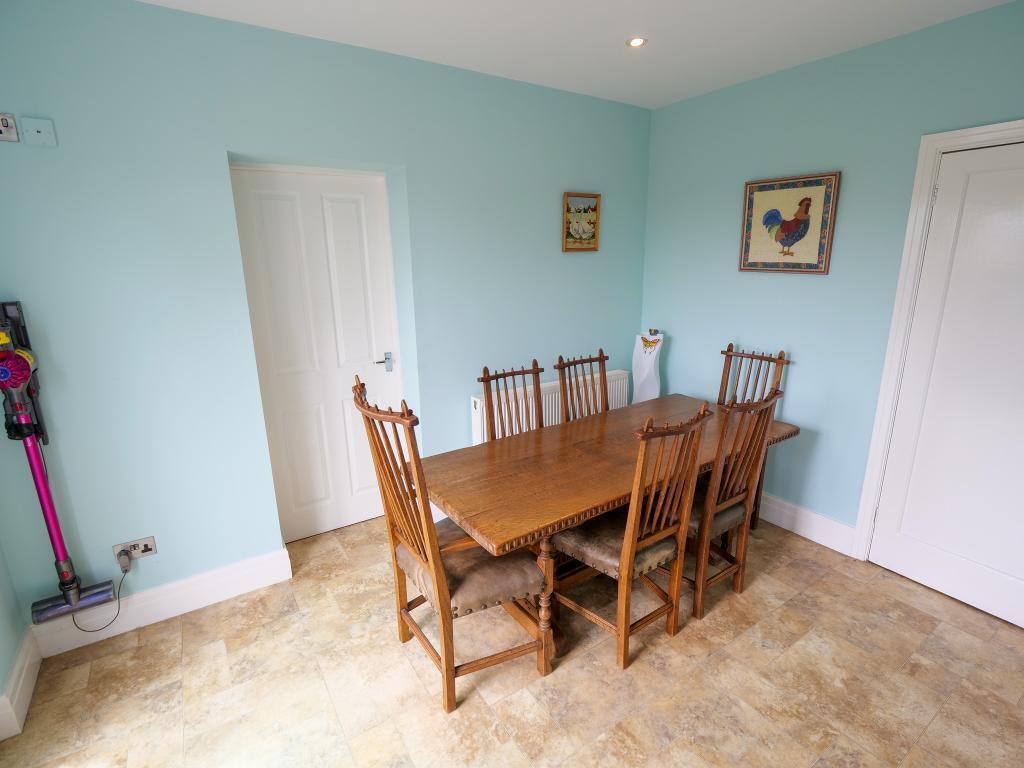 Orchard Avenue, Bolton Le Sands, Carnforth photo 3