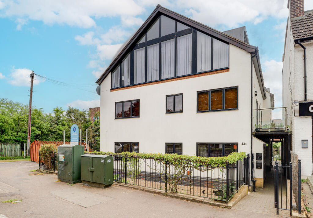 Main image of property: Hatfield Road, St. Albans, Hertfordshire, AL1