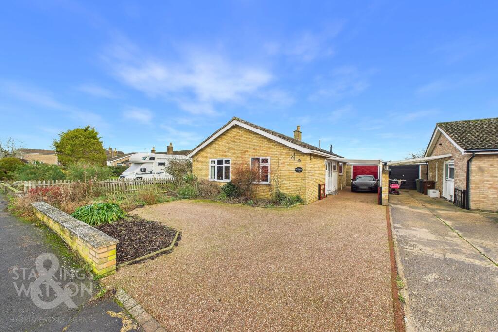 3-bed bungalow on Walcot Rise, Diss, £350,000