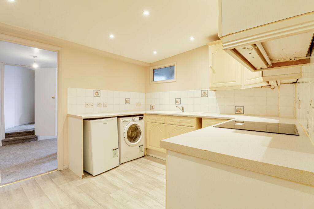 Additional image 4 of High Street, Redbourn, AL3