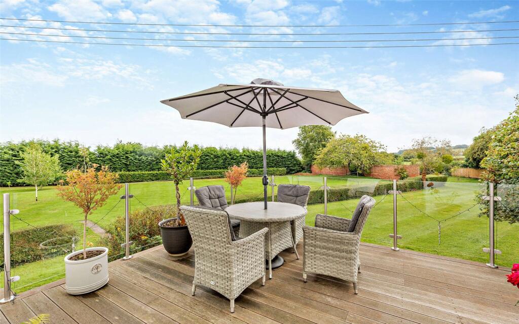 House in Brimfield, Wyson - View 5