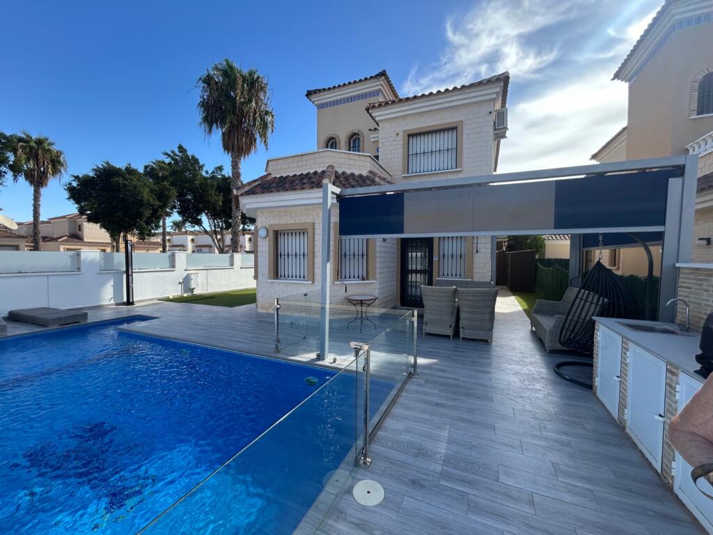 Main image of property: Valencia, Alicante, Guardamar del Segura