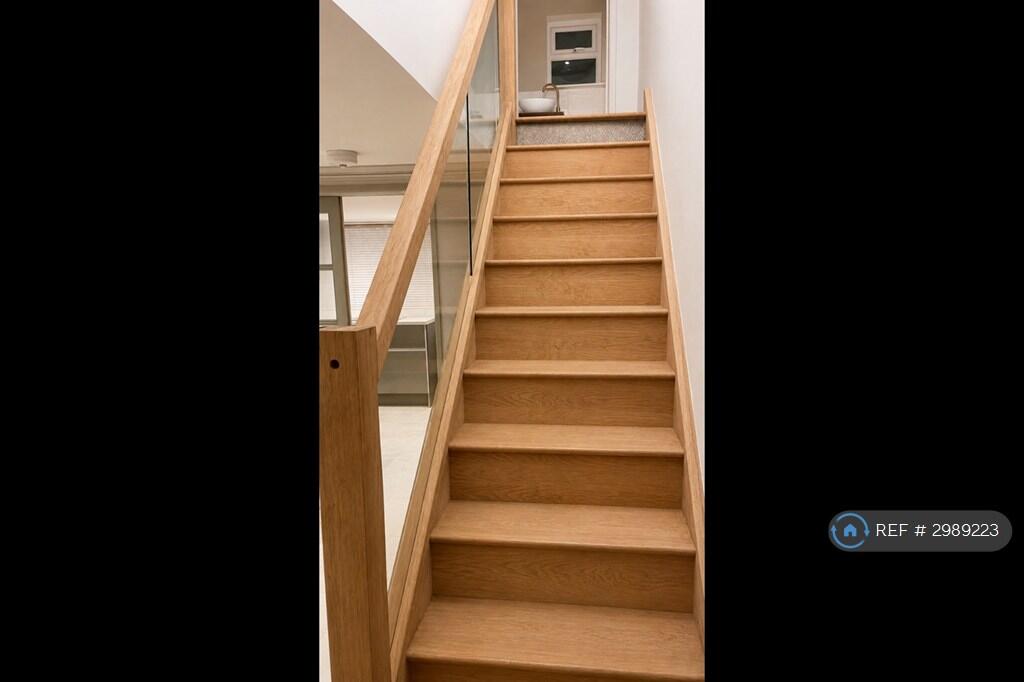 House in Sevenoaks, Sundridge with Ide Hill - More