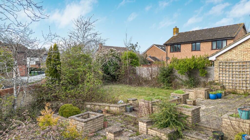 Fennel Close, Basingstoke, Hampshire, RG24 photo 2