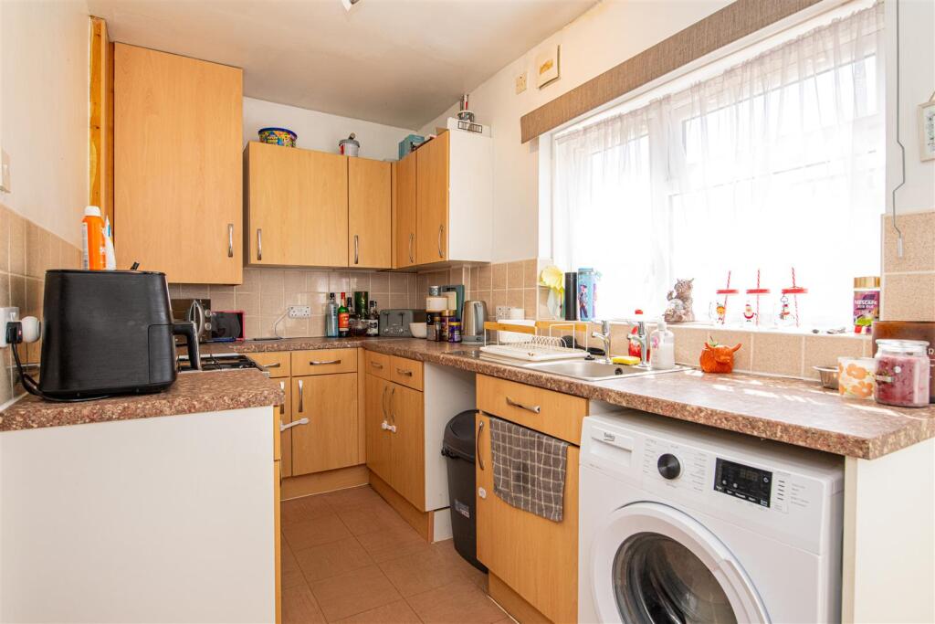 Pleydell Road, Northampton - View 3