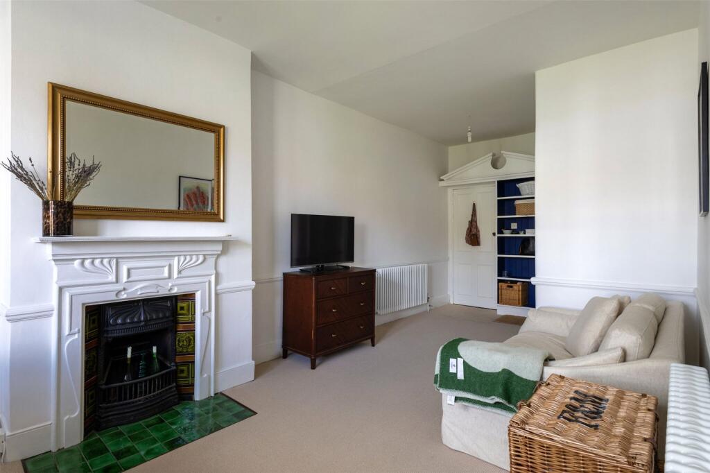 Apartment in Twickenham, East Twickenham, Petersham - View 5