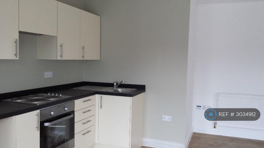 Apartment in Norwich - View 4