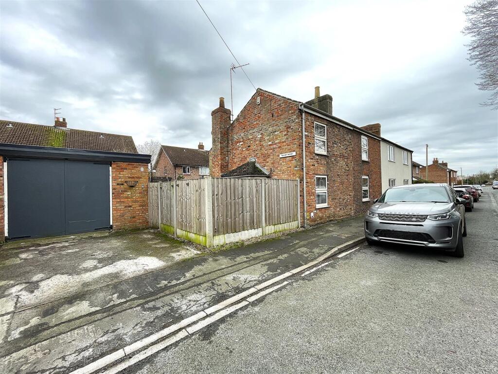 Main image of property: Breighton Road, Bubwith, Selby