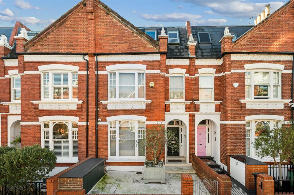 Main image of property: Quarrendon Street, London, SW6