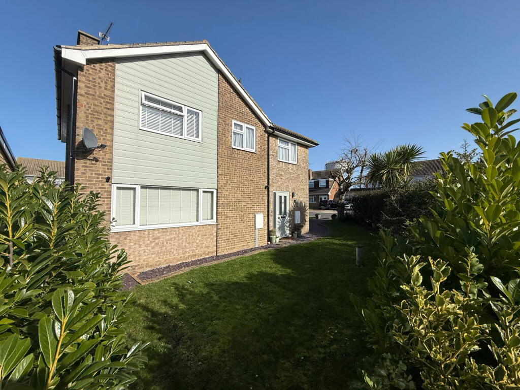 Main image of property: The Maples, Broadstairs, CT10 2PE