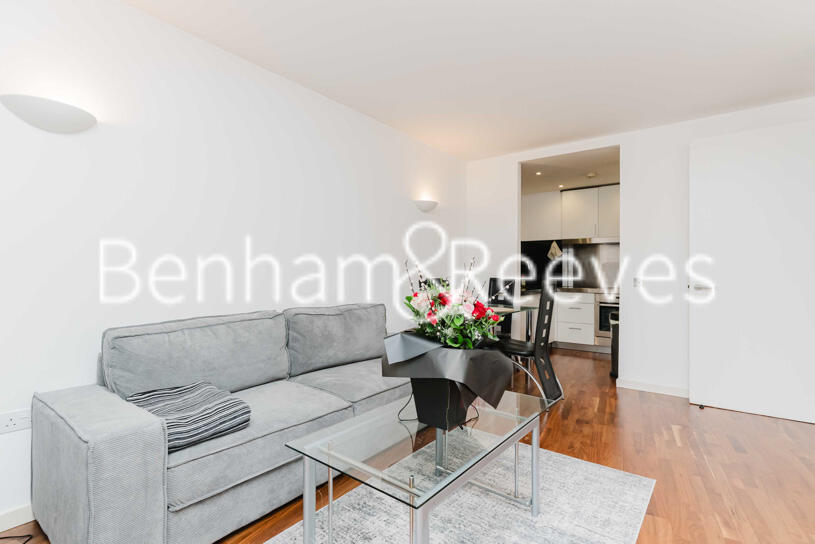 Main image of property: New Providence Wharf, Fairmont Avenue, E14