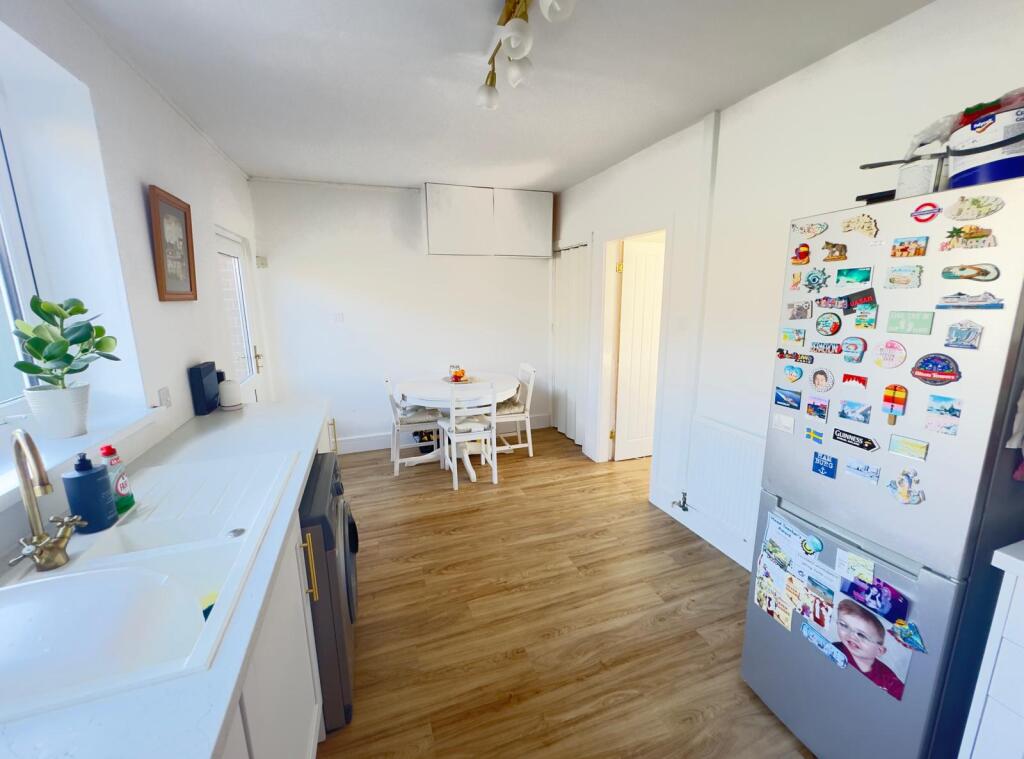 House in Llantwit Major, West Camp - More